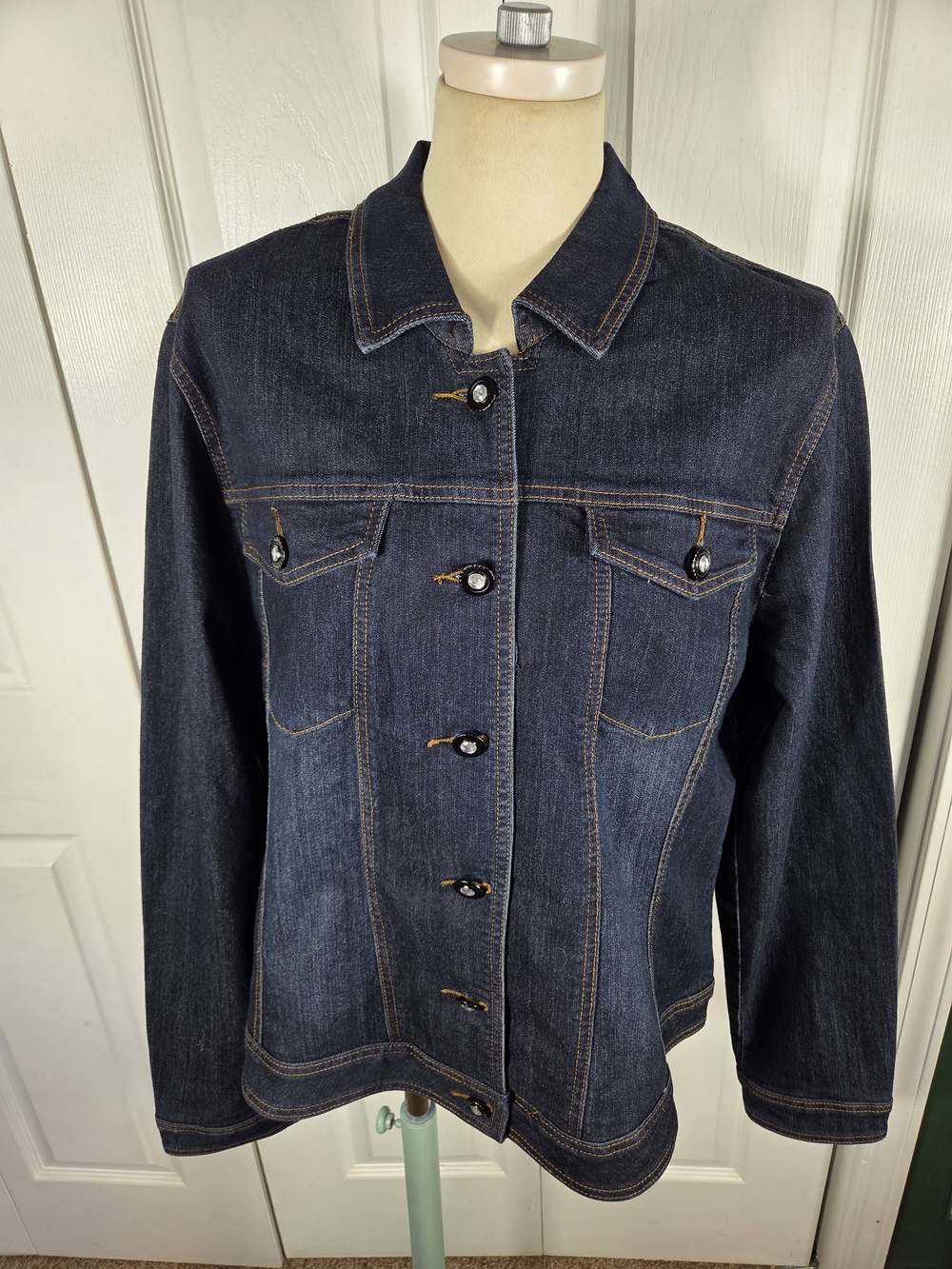 Dark Wash Embellished Denim Jacket Women’s Medium Boho Western - Picture 3 of 11